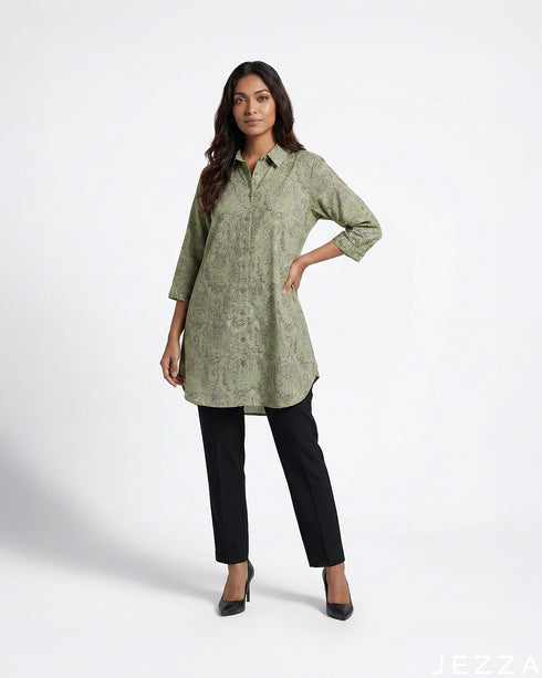 Eclectic Charm: Check & Motif Knee Top 80631