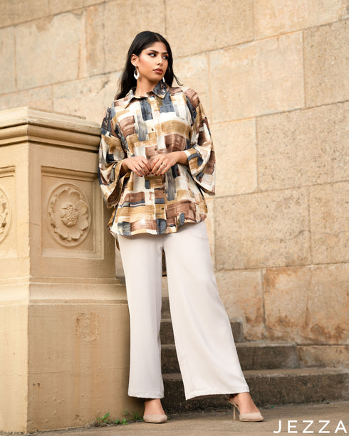 Abstract Ease: Collared Below-Hip Top 77541