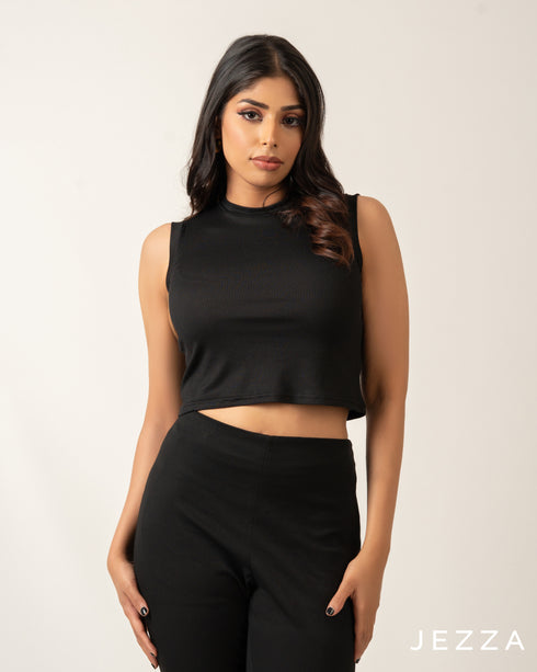 Sleek Sleeveless Stretch Crop Top 70742