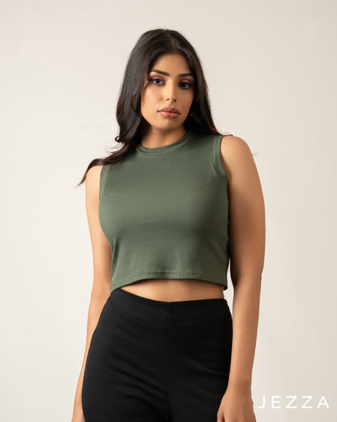 Sleek Sleeveless Stretch Crop Top 70743