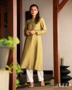 Load image into Gallery viewer, Brocade Satin Midi Top 60571