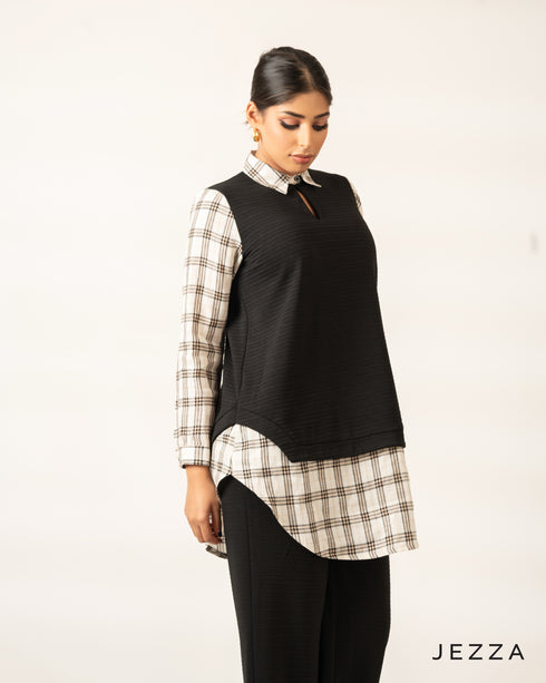 Refined Contrast: Mixed Fabric Top 67931S