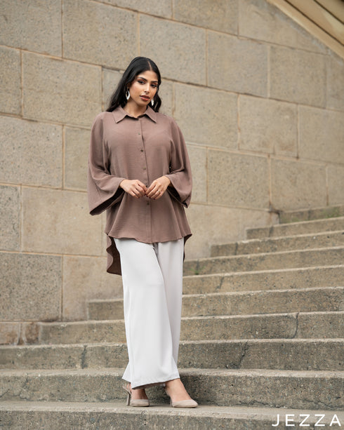 Warm Poise: Burnt Sugar Collared Top 76091