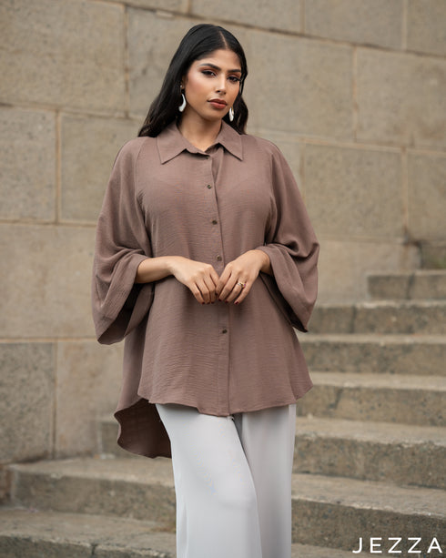 Warm Poise: Burnt Sugar Collared Top 76091