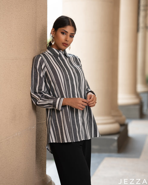 Striped Elegance: Black & White Collared Top 73061