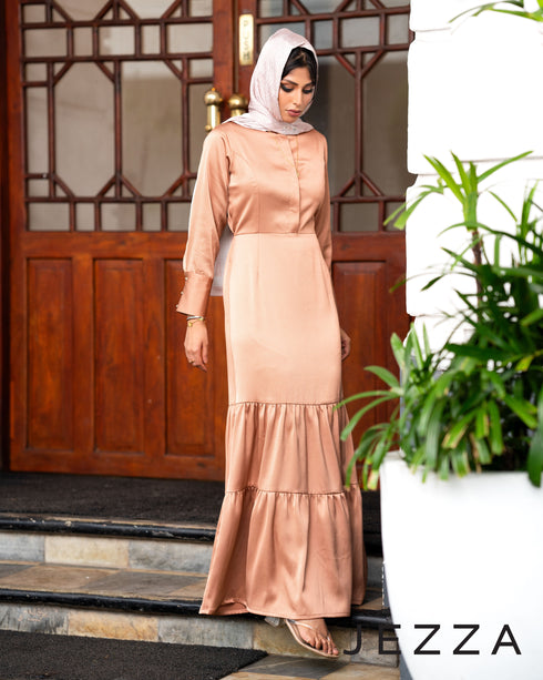 Textured Bubbled Satin Layered Gown 61442