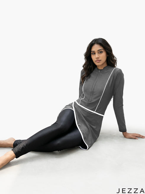 Jet Stream: Fitted Long Sleeve Swimwear 86131