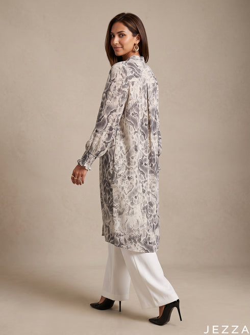 Serpent Line: Snake Print Knee Top 82243