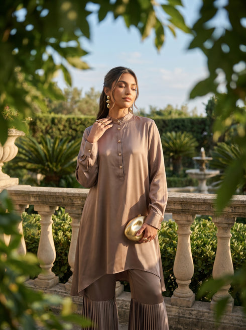 Terra Luxe: Satin Top & Pant Set 86992
