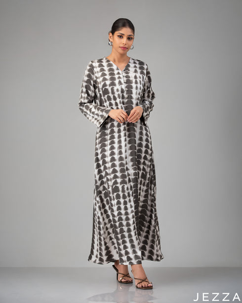 Monochrome Flow: White & Black A-Line Dress 73361