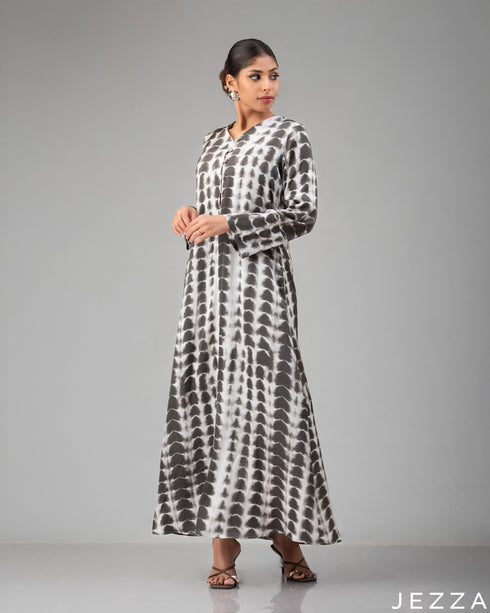 Monochrome Flow: White & Black A-Line Dress 73361