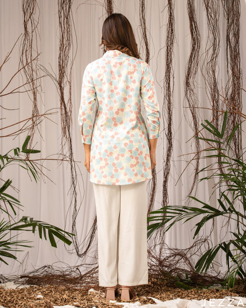 Motif Charm: Collared Above-Knee Top 75531