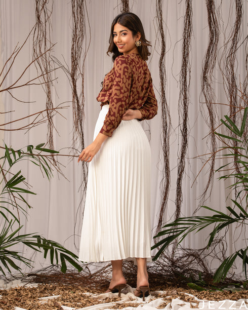 Modern Flair: Abstract Print Crop Top 79241