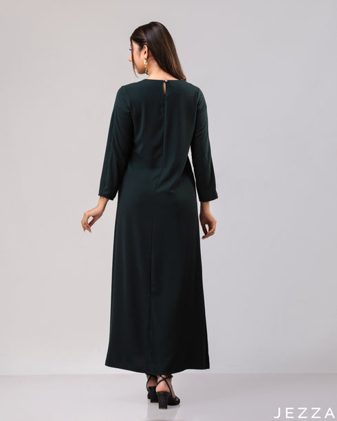 Evergreen Grace: Relaxed Fit A-Line Dress 76802