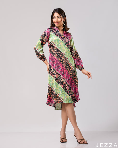 Dynamic Art: Diagonal Patchwork Satin Midi Top 79181