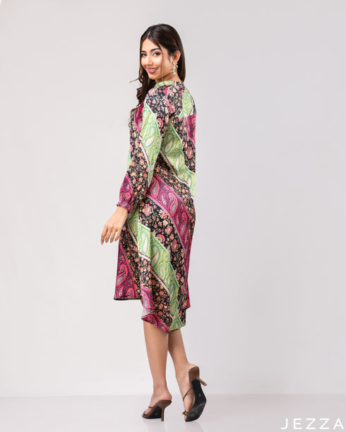 Dynamic Art: Diagonal Patchwork Satin Midi Top 79181