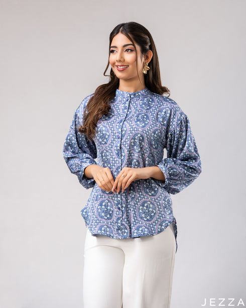 Motif Elegance: Satin Mandarin Hip Top 79301