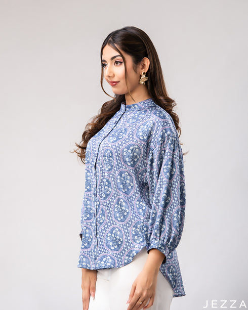 Motif Elegance: Satin Mandarin Hip Top 79301