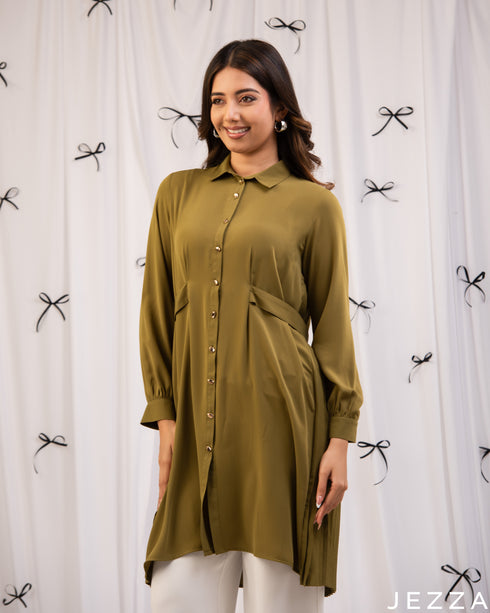 Earthy Charm: Olive Green Collared Below-Hip Top 77251