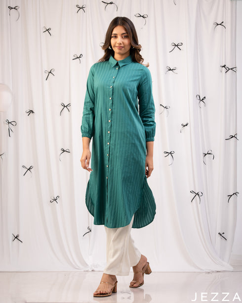 Chic Ease: Teal Collared Below-Knee Top 79381