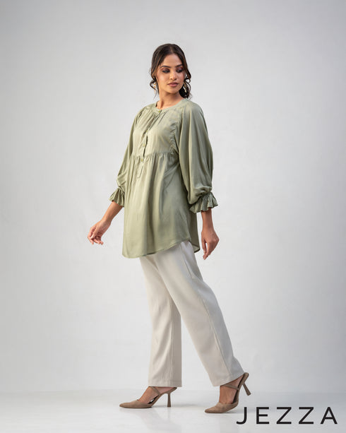The Breezy Cover-Up: Above-Knee Casuals 72892