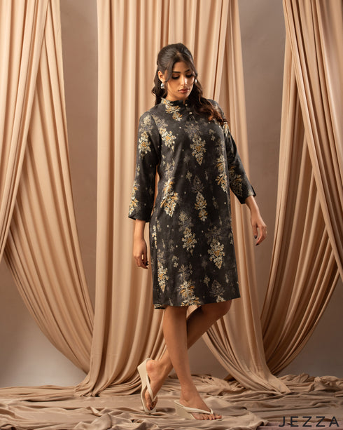 Calm Contours: Relaxed Cotton Top in Motif Print 76321