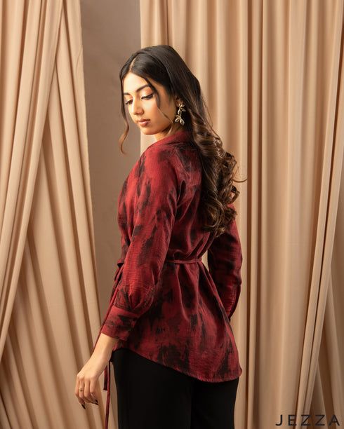 Effortless Resortwear: The Red & Black Linen V-Neck Top 71231