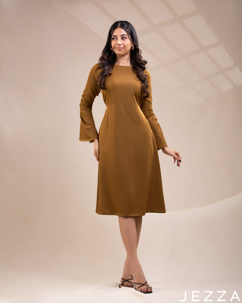 Refined Flow: The Regular-Fit Below Knee-Length Dress-Top 77291