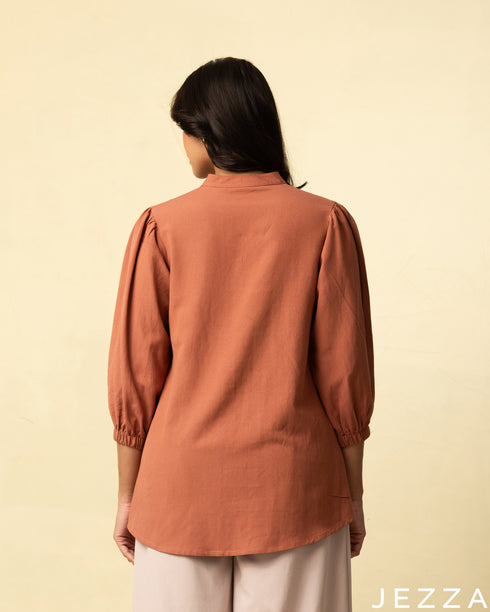 Earthy Charm: Mandarin Collar Terracotta Hip Top 77231