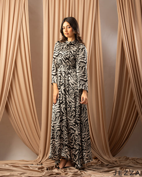 Monochrome Chic: Black & White Print Chiffon Dress 76771