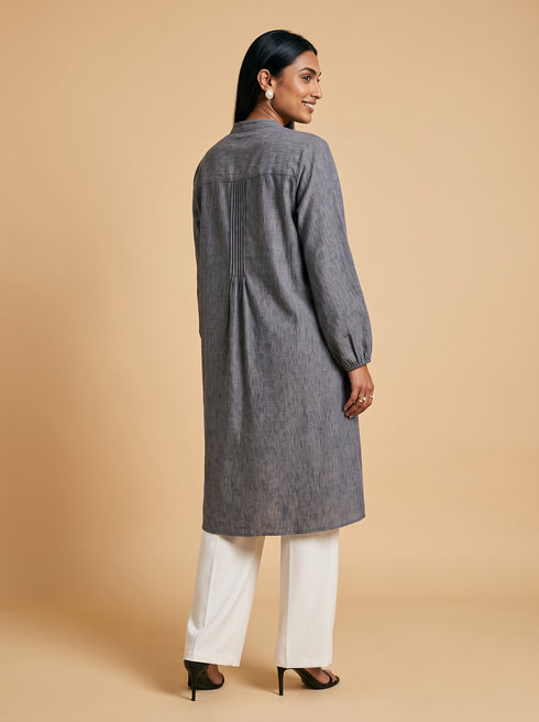 Grey Horizon: Cotton Mandarin Knee Top 81692