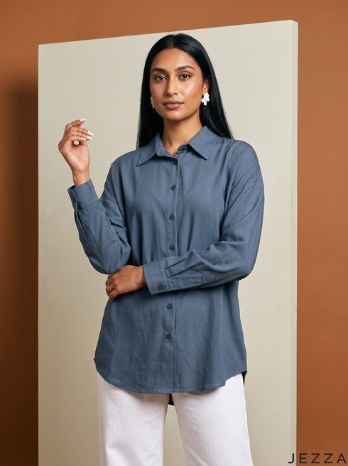 Deep Blue Ease: Relaxed Poly Cotton Below Hip Top 90362