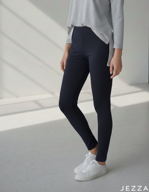 Midnight Comfort: Ankle-Length Jersey Legging 75922