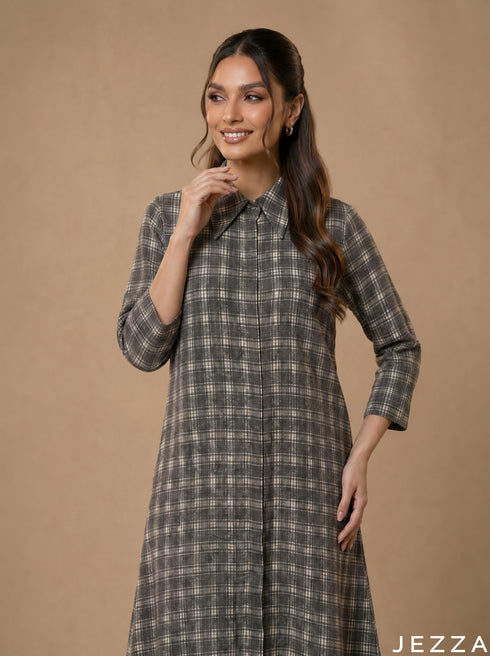 Contemporary Lines: Windowpane Check Longline Top 87041