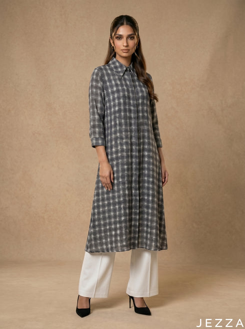 Contemporary Lines: Windowpane Check Longline Top 87041