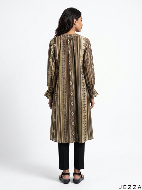 Linear Flow: Mandarin Collar Knee Top 83881