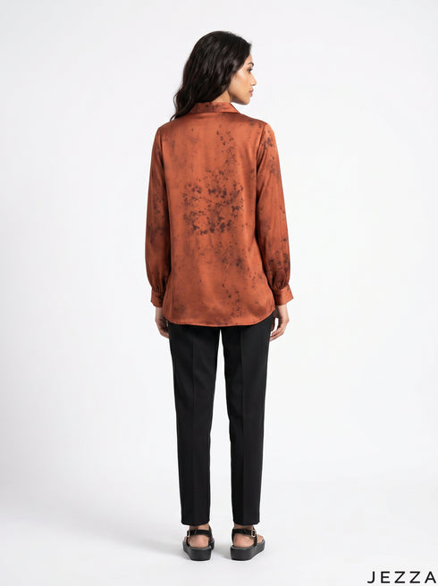 Abstract Line: Mandarin Collar Relaxed Top 77731