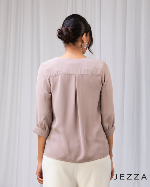 Structured Grace: V-Neck Hip Top 64854