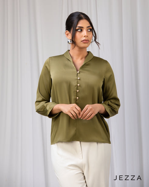Sculpted Elegance: Shawl Collar Crinkle Satin Top 64922