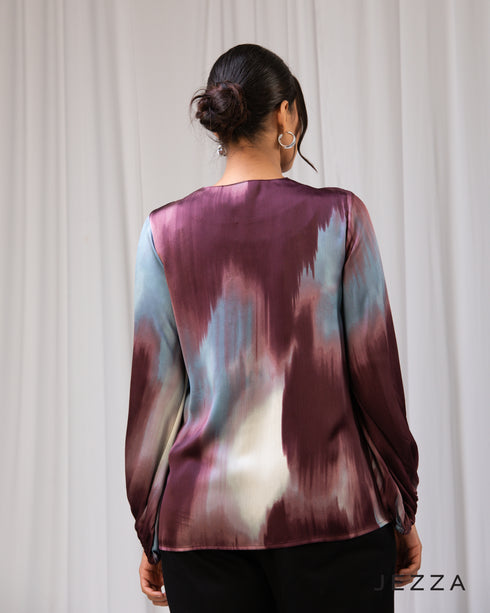 Fluid Elegance: Round-Neck Crush Satin Top 72111