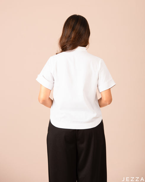 Hip Length Top With Decorative Collar 52721