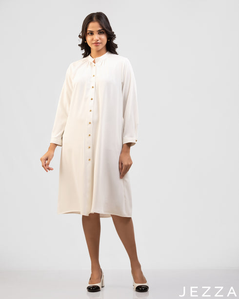 Descriptive Elegance: Minimal Relaxed-Fit Knee Top 76181