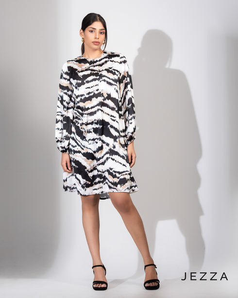 Radiant Flow: Crush Satin Knee-Length Top Dress 75391