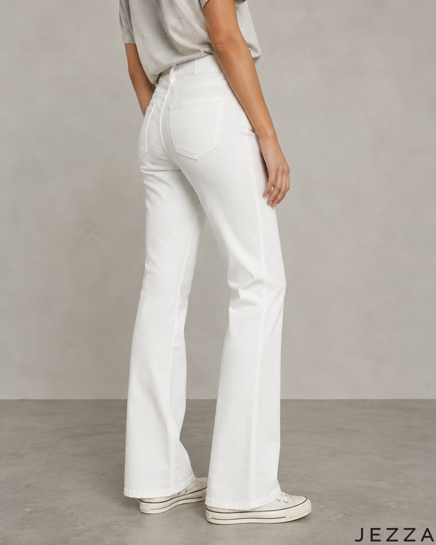Ivory Curve: White Bootcut Denim Jeans DL-344 W