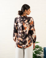 Load image into Gallery viewer, Crinkled Satin-Feel Printed Top 71211