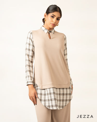 Refined Contrast: Mixed Fabric Top 67791S