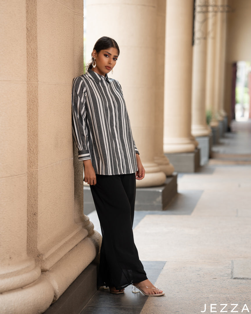 Striped Elegance: Black & White Collared Top 73061
