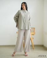Load image into Gallery viewer, Classic Side-Slit Shirt Blouse 67811