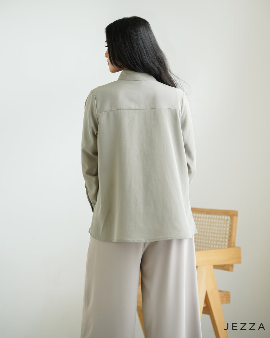 Classic Side-Slit Shirt Blouse 67811