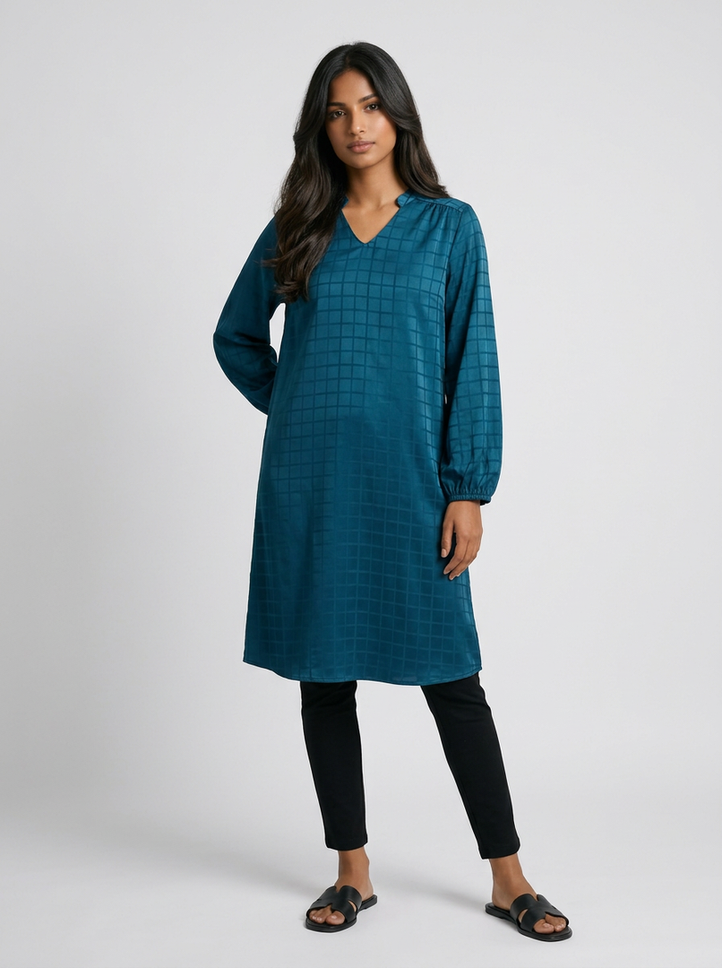 Viridian Crest: Brocade Detail Knee Top 83262